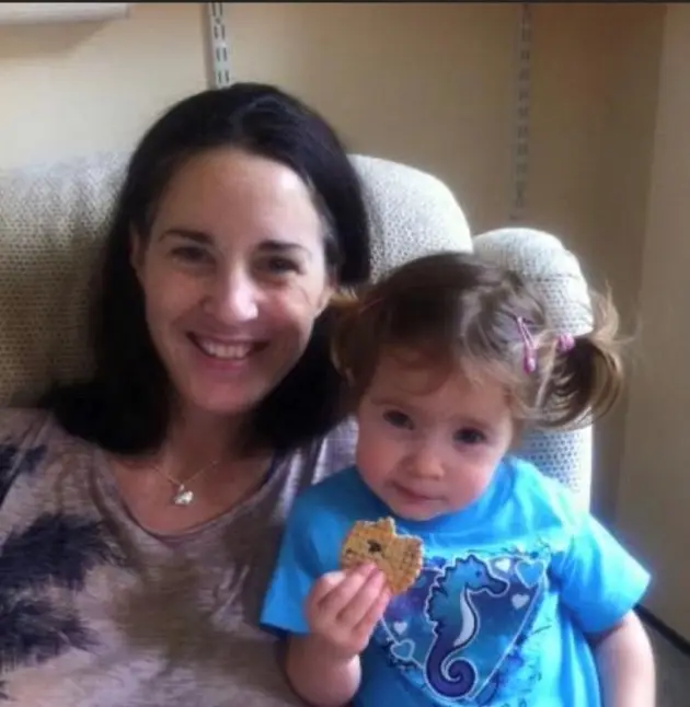 Andrea and her daughter Erin spending time together in the hospice